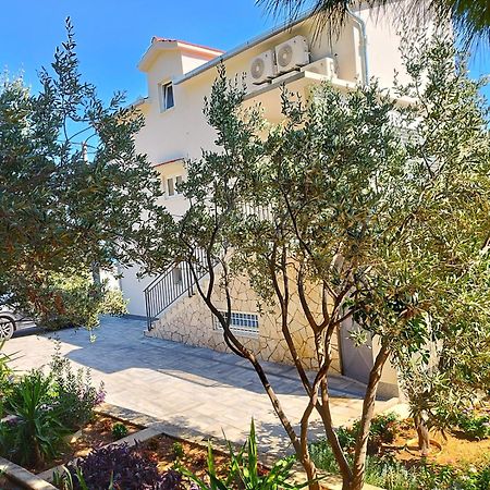 Aniva - 50 M From The Sea Appartement Trogir Buitenkant foto