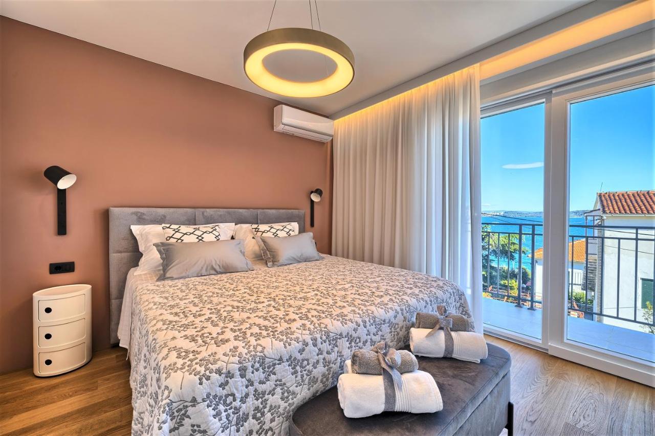 Aniva - 50 M From The Sea Appartement Trogir Buitenkant foto