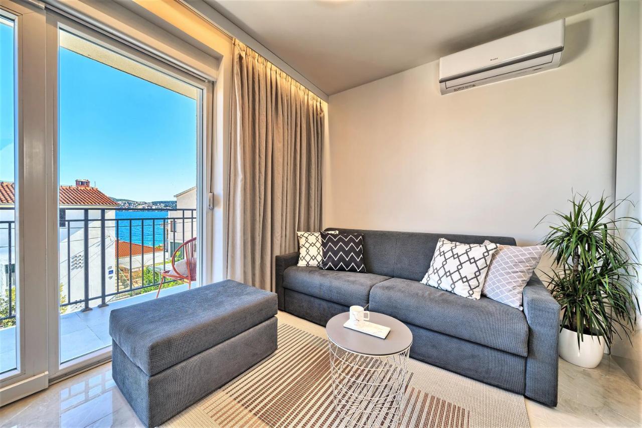 Aniva - 50 M From The Sea Appartement Trogir Buitenkant foto