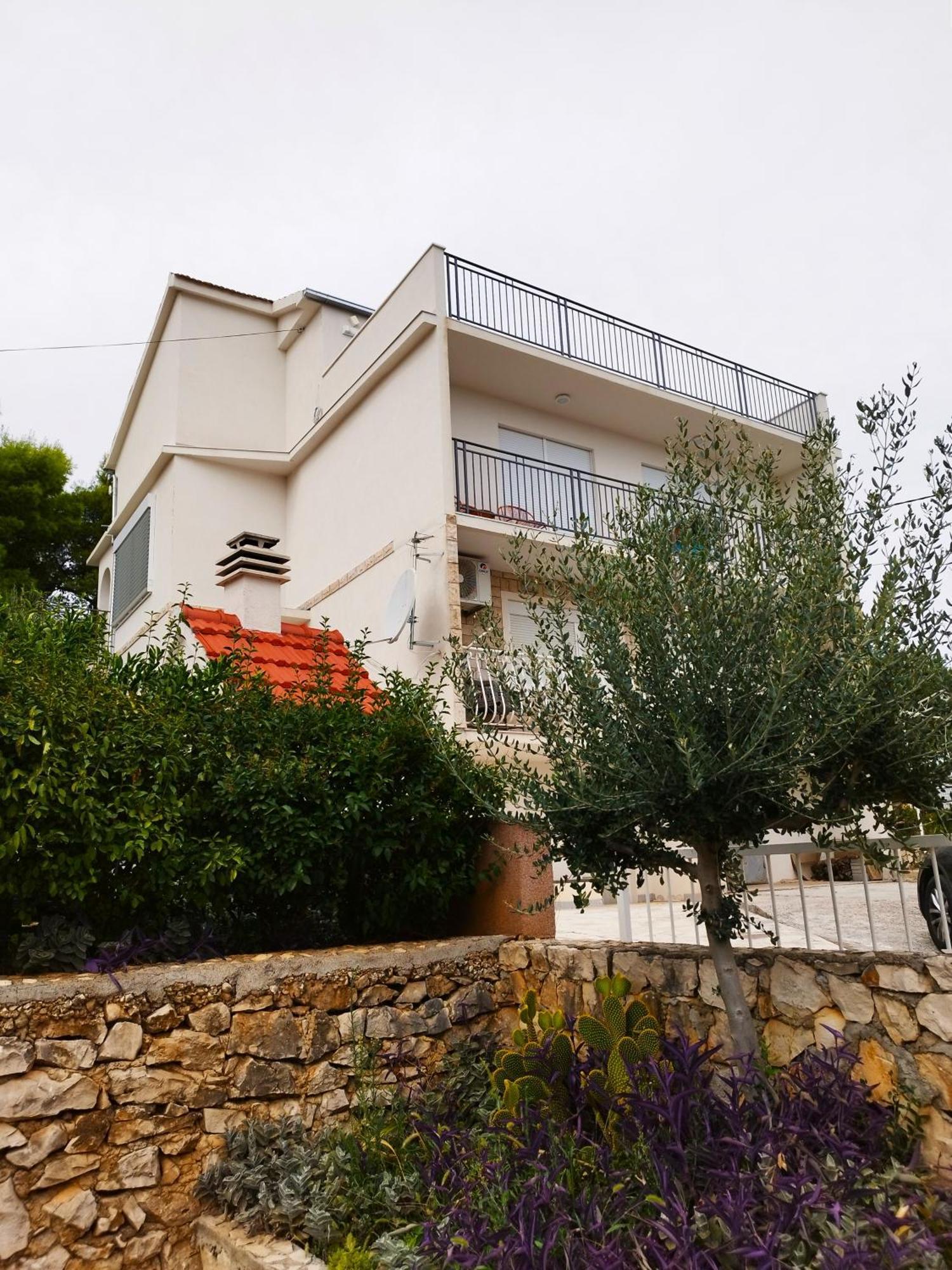Aniva - 50 M From The Sea Appartement Trogir Buitenkant foto
